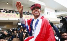 Lewis Hamilton di Ambang...
