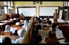 6.000 Calon Guru Disebar...