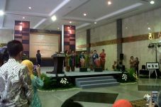 Pameran Perhiasan Mutumanikam...