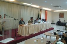 Bahas Kerusuhan, Kapolda...
