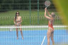 Main Tenis, Kim Kardashian...