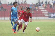 Telat Panas, Timnas...