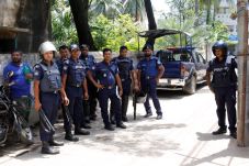 Tentara Bangladesh Habisi...