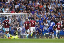 Benamkan Burnley, Antonio...