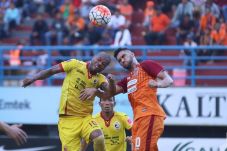 Permainan Kasar Pusamania...