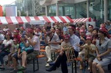 Musik Angklung Pukau...