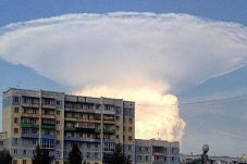 Awan Mirip Bom Nuklir...