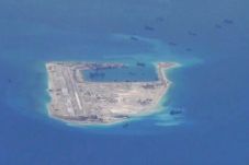 Kerry: Pengerahan Militer...