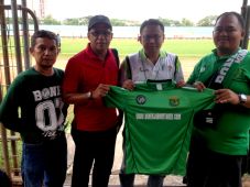 Dukung Persebaya U-16,...
