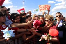 Dimakzulkan, Dilma Rousseff...