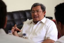 PON Menghitung Hari,...