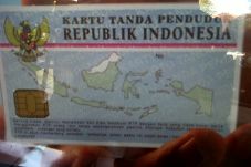 KTP Anda Masih Jadul?...