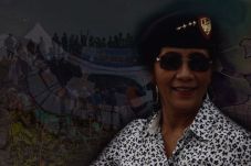 Menteri Susi Pegang...