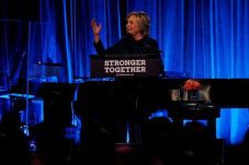 Hillary Menyesal usai...