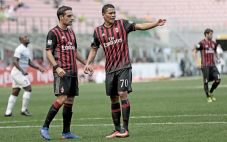 Udinese Curi Tiga Poin...