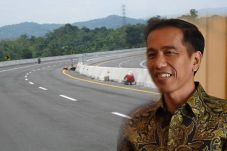 Jokowi Targetkan Tol...