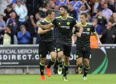 Tertahan di Markas Swansea,...