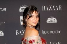 Ini Beda Kendall Jenner...