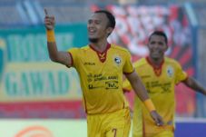 Hujani Madura United...