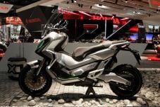 Honda X-ADV Kendaraan...