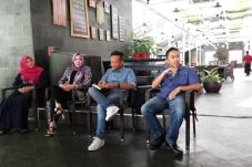 Pernikahan Tradisional...