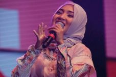 Hindari Gosip, Fatin...