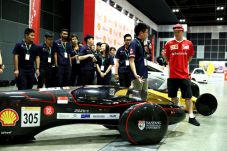 Mobil Buatan Mahasiswa...