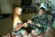 Belasan Ibu Rumah Tangga...