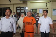 Ditangkap, Buronan Korupsi...