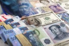 Rupiah Hari Ini Diramal...