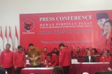 PDIP Resmi Usung Ahok-Djarot...