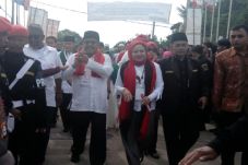 Pasangan Rano-Embay...