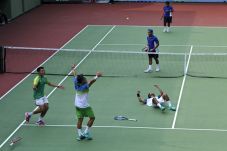 Ukir Sejarah, Tenis...