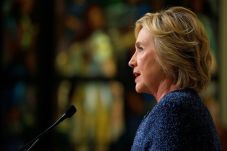 Prioritas Hillary: Tangkap...