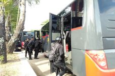 Sebelum Bakar Gedung...