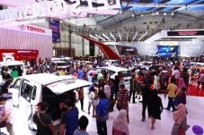 GIIAS Surabaya Beri...