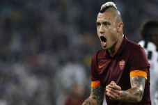 Radja Nainggolan Desak...