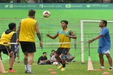 Arema Cronus Akan Jadikan...
