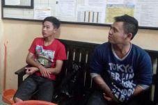 Jual Tahu Bulat dan...