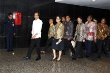 Masih Ada Periode II,...