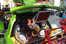 Terinspirasi Mobil Batman,...