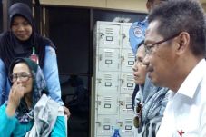 Simpan Sabu Dalam Bra,...