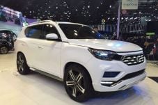 SsangYong Rexton Generasi...