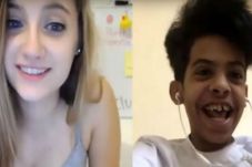 Rayu Wanita Lewat YouNow,...
