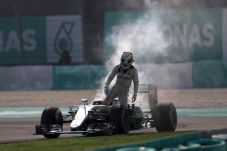 Mercedes: Tuduhan Hamilton...