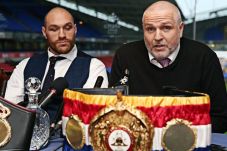 Tyson Dibully karena...