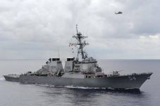 Houthi Nyaris Karamkan...