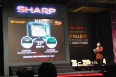 Produksi TV Sharp di...
