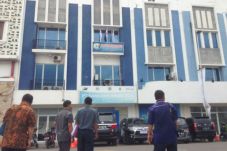 Terbelit Utang Rp24...