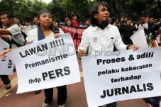 Oknum Polisi Dorong...